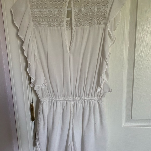 White American Eagle romper - Picture 3 of 5